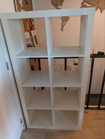 Ikea vakkenkast. Gratis ophalen!