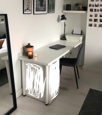 GRATIS! Bureau IKEA 200x60 cm met 5 poten