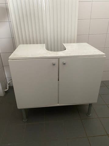 Gratis af te halen badkamer kastje