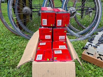 Wielen, banden en kaderplaatjes