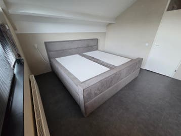 Bed 240x210 gratis Spijkenisse