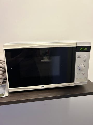 Etna Magnetron met Draaiplateau - Wit