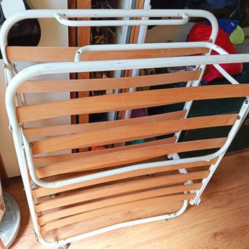 logeerbed/ inklapbaar