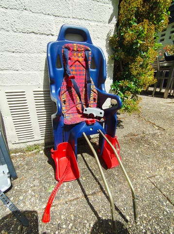 Fietsstoeltje achterop. Gratis afhalen.