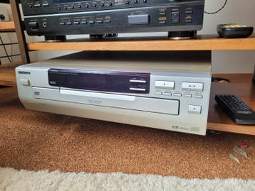 Gratis Kenwood DVP-K8000 Multiple Disc DVD/CD-speler