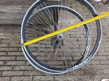Wielset 28 inch met cassette - R Deep Plus