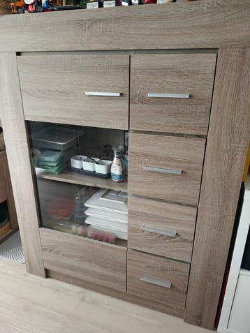 Kast met lades en glazen deur - gratis af te halen!