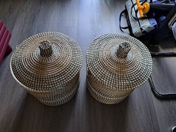 Set van 2 rieten manden met deksel