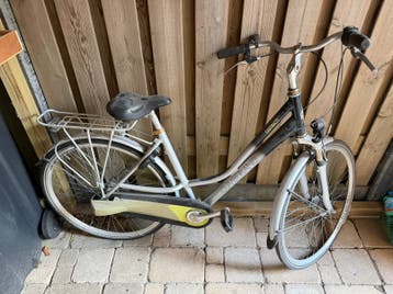 Dames fiets gratis af te halen