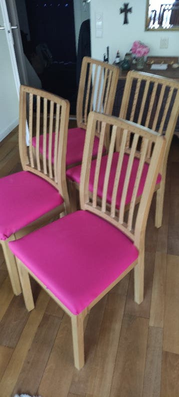 4 Eetkamer stoelen
