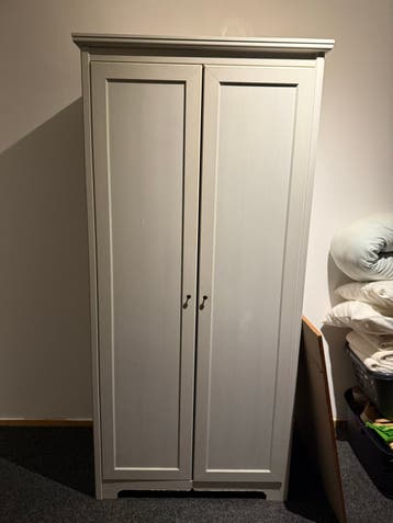 Witte kast met opberger 180x86,5x52