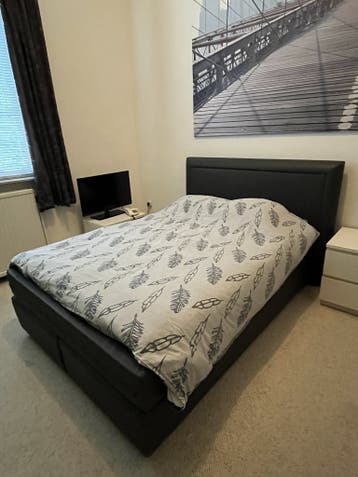Bed: Boxspring 140x200