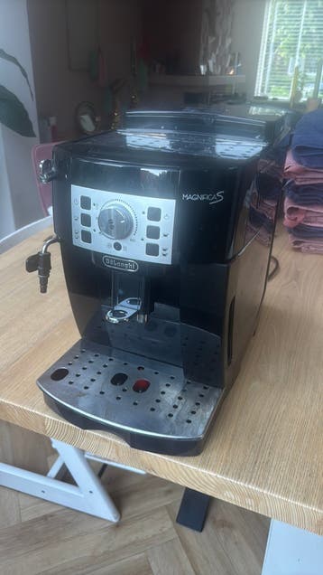De'Longhi Magnifica S - defect