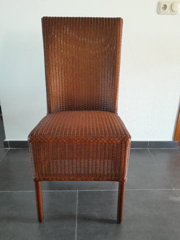 4 Loyd Loom stoelen GRATIS