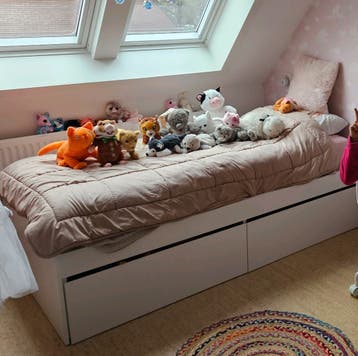 Bed (uitschuifbaar) gratis gebruikt