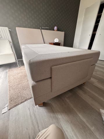 Elektrisch verstelbare boxspring 100 x 210 cm – extra lang