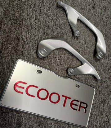 Ecooter E2 handgrepen en Ecooter nummerplaat