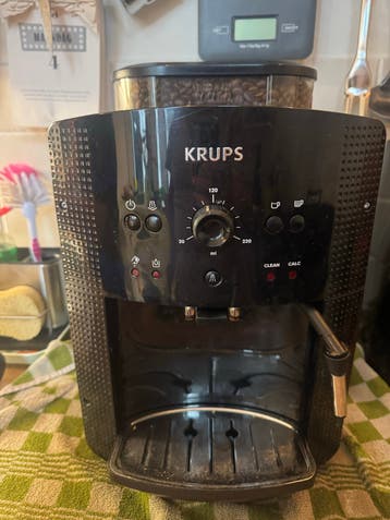 Krups Roma EA8108 (voor handige Harry)