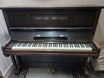 Gratis piano - evt bezorgen mogelijk