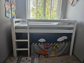 Halfhoogslaper wit met ladder - 165x76x105 cm
