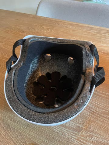 Gratis witte kinderhelm