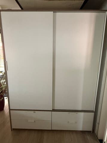 Kledingkast met schuifdeuren en lades - 155x205x68 cm