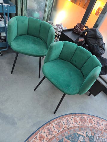 2 stoelen