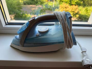 GRATIS Philips Strijkijzer met Snoer - Goede Staat