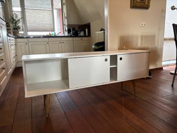 Tv kastje - 150x38x60 cm - Gratis af te halen in Heeze