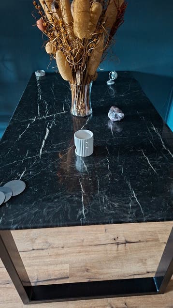 Zware marmeren eettafel