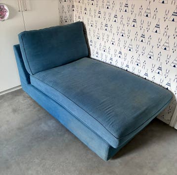 Ikea hoekbank gedeelte en chaises longues *gratis*