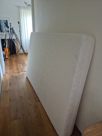 Zo goed als nieuwe matras 1.20 bij 2 meter