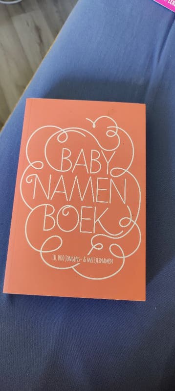 Baby namen boek 10.000 jongens & 10.000 meisjes namen