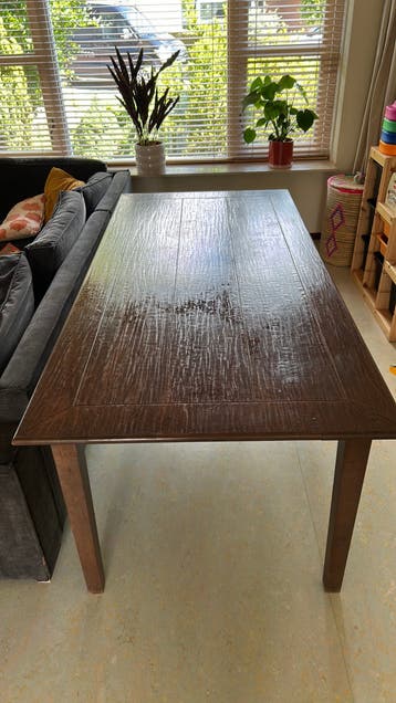 GRATIS! Massief perenhouten tafel 210 x 100 x 80 cm