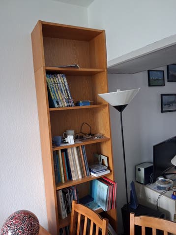 6x Boekenkasten 200x60 cm gratis af te halen