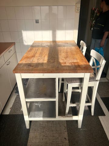 Eettafel Keukeneiland IKEA twee krukken gratis ophalen