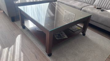 Eettafel, saloontafel en tvmeubel