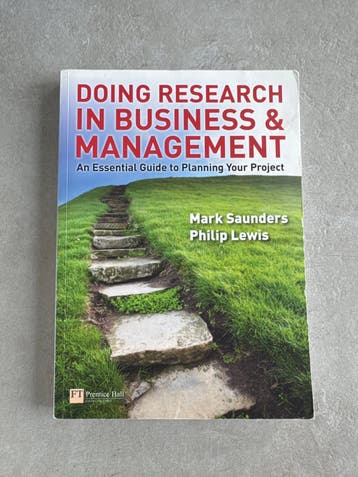 Doing Research in Business & Management - Studieboek