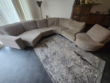 Gratis Grote gebogen hoekbank, stof, 4+ personen