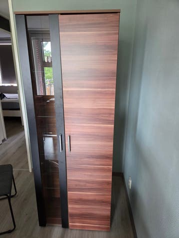 Kast