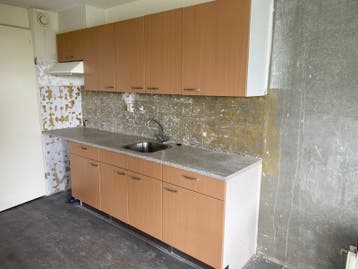 Complete Keukenblok met Bovenkasten en Spoelbak