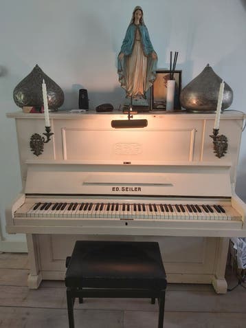 Ed. Seiler piano
