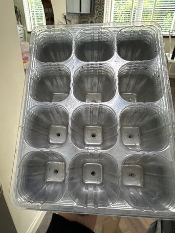 Kweekbakjes voor plantjes