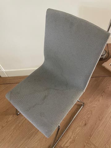 5 grijze stoelen gratis af te halen