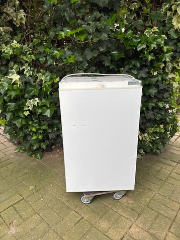 Compacte Koelkast - Ideaal voor Kleine Ruimtes