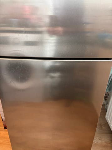 Ruime en nette koelkast – volledig schoongemaakt!