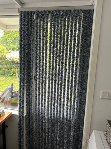 Deurgordijn met kattenstaarten 2 stuks