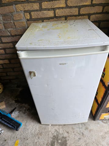Koelkast, gratis af te halen