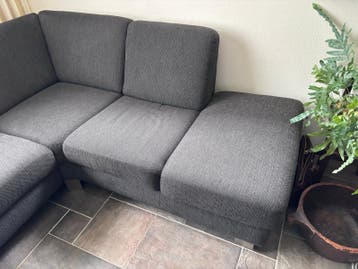 Grijze hoekbank met chaise longue Gratis