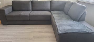 GRATIS-GRATIS : Comfortabele grijze hoekbank